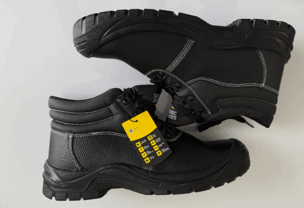 chaussures de sécurité offertes aux intérimaires BTP Paris